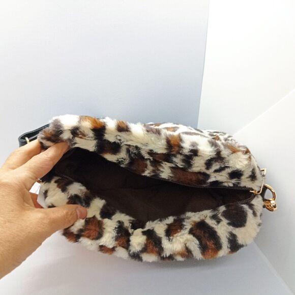 Pompompurin sanrio fur shoulder bag - Picture 3 of 9